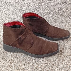 Salvatore Ferragamo Women’s Brown Suede Leather Ankle Boots Booties 7.5 Italy